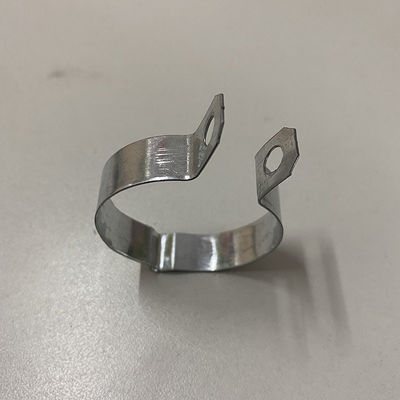O processo de dobra galvanizado conduz a canalização galvanizada da braçadeira prende com correias inoxidável