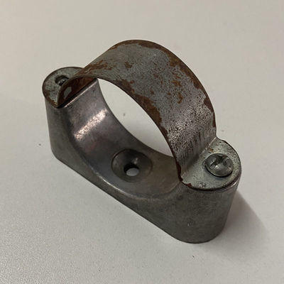 A canalização galvanizada quente maleável do metal sela selas do hospital de 20mm 25mm